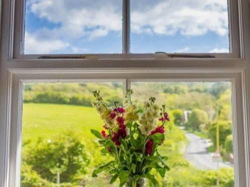 The Highdown Inn Totland  Bagian luar foto